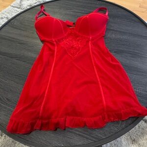 Chic Red Lace Chemise